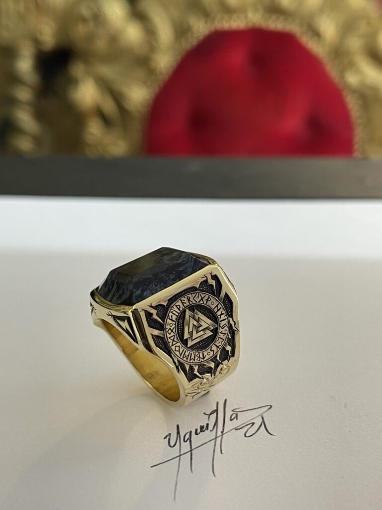 Tempest Ring 18k Gold Pietersite