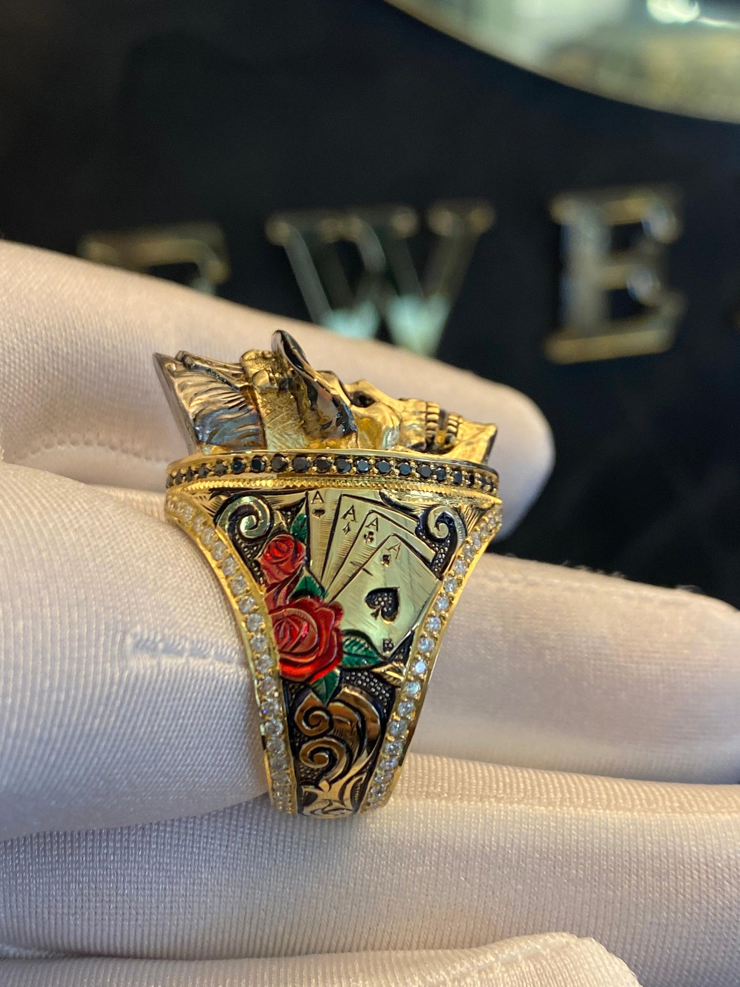 The Illusionist’s Bloom – 18k Solid Gold with white and black Diamonds
